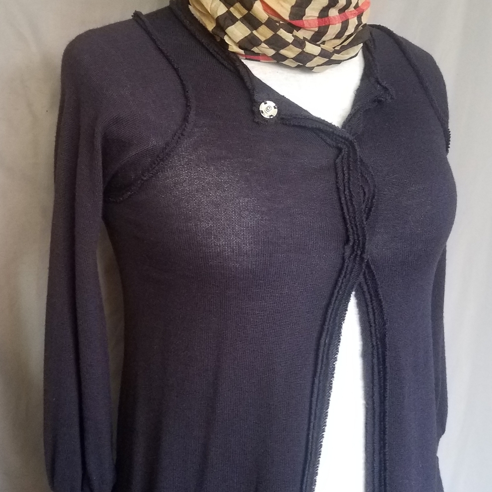 Poleci black knitted swetter